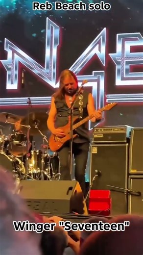 Reb Beach Guitar solo - Winger - Seventeen #guitar