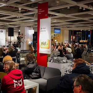 57K views · 1.6K reactions | 朗 Das größte Wohnzimmerkonzert meiner...