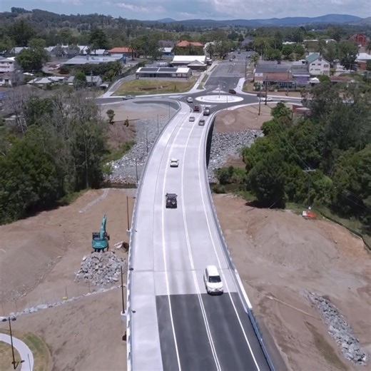 We’re proud to celebrate the official opening of the Cedar Party Creek Bridge, a major milestone for our MLEI Bridges Team, our client MidCoast Council, and our delivery partners. Planning and optioneering for the project began as far back as 2016, with detailed design delivered by MLEI in 2022 and construction commencing following the contract award in late 2023. The new 117-metre concrete bridge, standing 3.5 metres higher than the original 1920 structure, provides 1% AEP flood immunity and a 