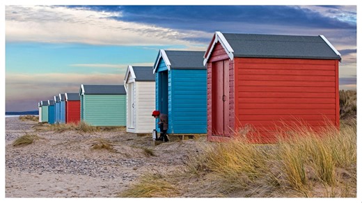 Tiny huts on Scots beach being flogged for £32K that locals dismiss as sheds