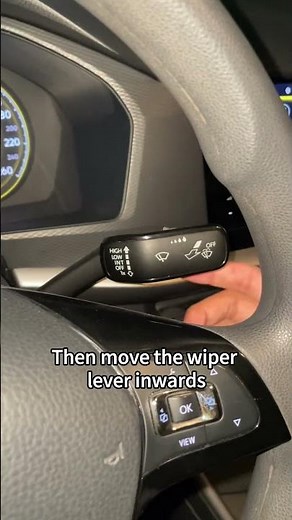 How to automatically clean car headlights? #automobile #drivinglesson #tips #cardrivinglessons