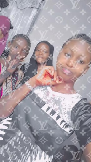 Vidéos de siranibokoum (@siranibokoum) avec BOUBA BUZZ MADAME TIGUIBA - Métal Firdaousse officiel 1