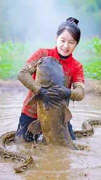 Surprise Big Fish in a Small Pond | Enjoying the Peace of Mountain Nature 🌿 | Farm Life Tropics