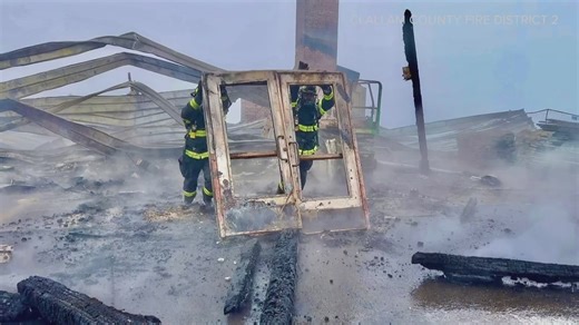 Hurricane Ridge Day Lodge a total loss after fire