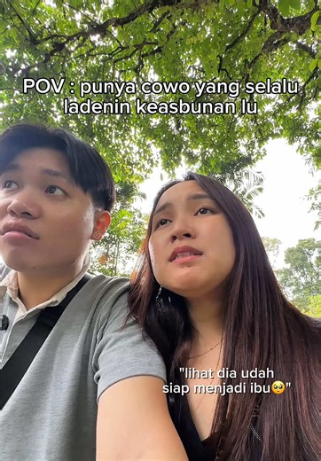 Mirip Pasangan: Wajah dan Hubungan di Video Ini