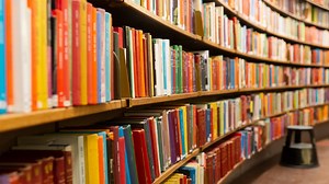 Aurora library goes fine free