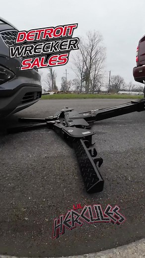 Keystone Autobody and Repair’s Lil Herc 2.0 in action! #LilHerc #DWS #detroitwrecker #dwlilherc —————————————— To learn more visit DetroitWrecker.com or call us at 313-835-8700! —————————————— #itsqualitythatcounts #buyoncetowforever #madeinamerica #madeindetroit #towing #towtruck #repo #reposession #recovery #recoverytruck #transportation #logistics #Wrecker #wheellift #framereinforcement #adjustablepivotpins #customhelperpads #customhelpersprings #twinhexpins