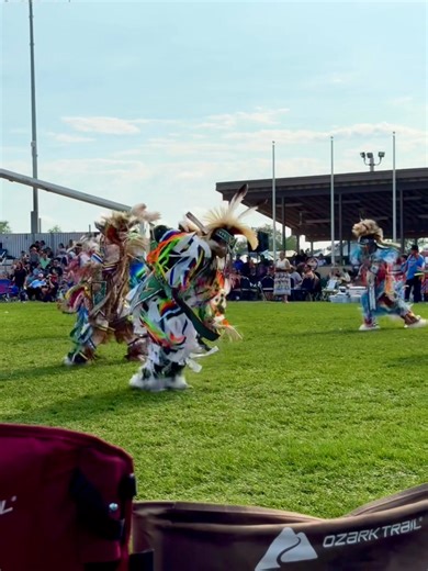 Cool dancing!😎👏🏽 | Siouxsan Robinson