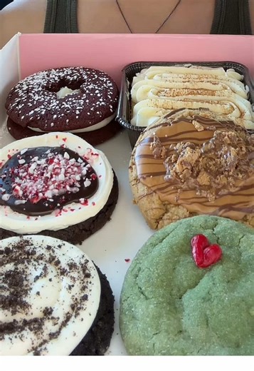 Crumbl Cookie Review: Week of December 15, 2025
