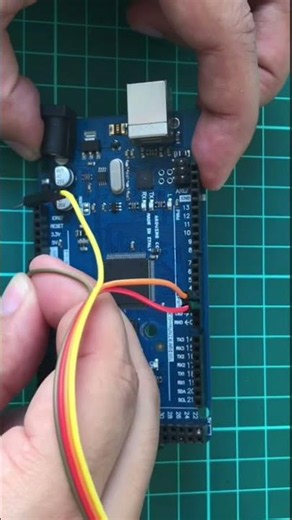 You won't believe this actually works! 👇 #technology #arduino #maker