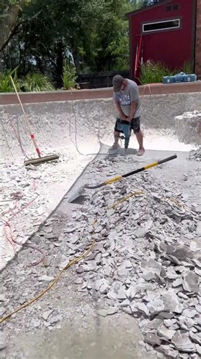 Remove existing pool plaster. Chipping pool #poolplaster