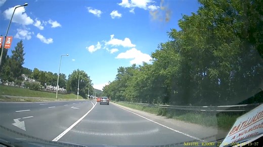 527K views · 570 reactions | Szabálytalanul előző sofőr..#hungary #közlekedés #magyar #kultúra #út #vezetés #kresz | Autósshow DashCam Videói | Facebook