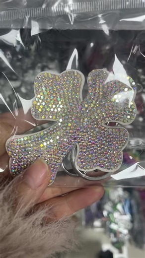 Cute Rhinestone Keychain DIY Ideas