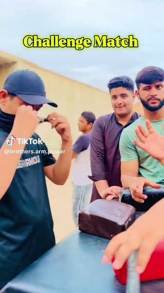 Challenge match 🥵💪🏻😉#armwrestling #foryoupage #foryou #foryou #viral #viral #fyp #fyp #goodthing #samiarmwrestler #😎💪🏻💯👈🏻