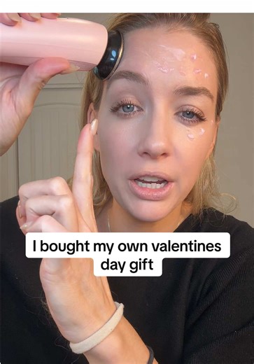 INIA Flare Facial Wand: Perfect Valentine's Day Gift