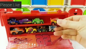 2.4K views · 37 reactions | Make a car with yellow heavy duty magnetic blocks and transform into a robot toy video | kids games brincadeira infantil #toys #toy #kidsgamesbrincadeirainfantil #facebookgaming | Racing Games | Facebook