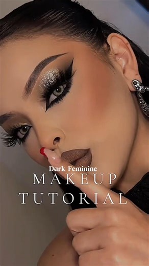 Dark Feminine makeup#shorts#dark#makeup#tutorial#shortsviral#viralshorts#trending#ytshorts#foryou