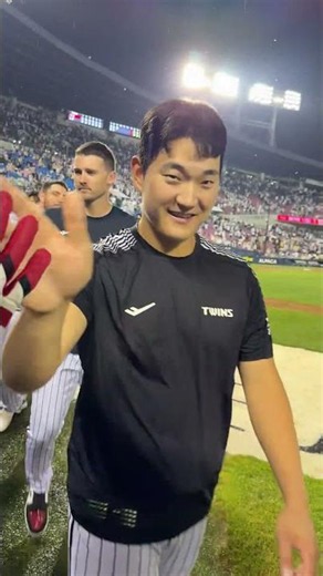 승리의 하이파이브✋두산 vs LG (06.19)