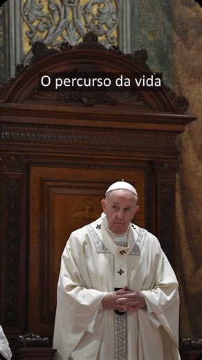 “Aut aut”...Ou Deus ou o espírito do mundo! Caros do Vatican News, o Evangelho de hoje nos coloca diante de uma escolha coerente, consciente de que “o que é importante para os homens, é detestável para Deus”. O Papa Francisco assim comenta este trecho contido em São Lucas: “O percurso da vida comporta necessariamente uma opção entre dois caminhos: entre honestidade e desonestidade, entre fidelidade e infidelidade, entre egoísmo e altruísmo, entre bem e mal. Não se pode oscilar entre uma e outra,