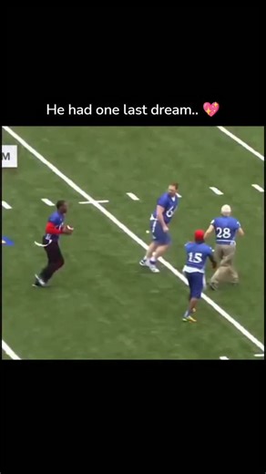 The Vexia on Instagram: "In 2015, 89-year-old Bryan Sperry scored a goal in a Kansas Athletics alumni football match, and the pure joy on his face warmed all our hearts. 😊 Nearly 70 years had passed since Bryan last wore the Kansas jersey and stepped onto the field. But that Saturday, at 89 years old, he managed to score this incredible goal before a spring game. This moment is the perfect proof that we can live life to the fullest at any age! Age is no barrier to our passions and dreams. #moti