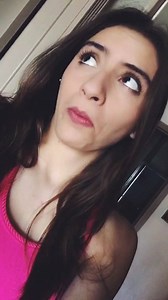 Tu veux faire une pause et t'amuser un peu ? Regarde des vidéos sur ton téléphones grâce à l'application TikTok ! | TikTok Global