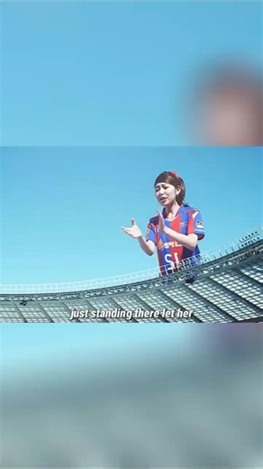 🤯 A Giant Woman Appeared in the City… and Did THIS #shorts #unexpected #giants #viral