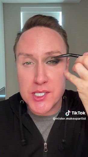 Mister.makeupartist (Trevor) on TikTok