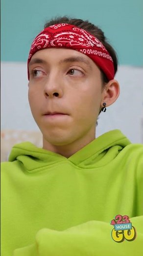 A Fake Kiss! 😱💋 Spin the Bottle Game 😈 #123gohouse #shorts