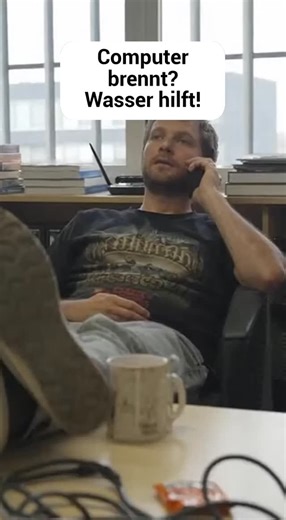 Snack Time Chaos on Instagram: "Die IT-Antwort auf *alles*! 😂 Stell dir vor, dein Computer steht in Flammen und die erste Frage vom Support ist: "Hast du ihn schon aus- und wieder eingeschaltet?" 🤦‍♂️ Das ist nicht nur ein Klischee, das ist unsere Realität... oder zumindest eine super lustige, #KI-generierte Version davon! 😉 Kennst du solche Momente im (Home-)Office? #ITSupport #TechHumor #BüroAlltag #ComputerProbleme #Lachflash #TurnItOffAndOnAgain #KI"