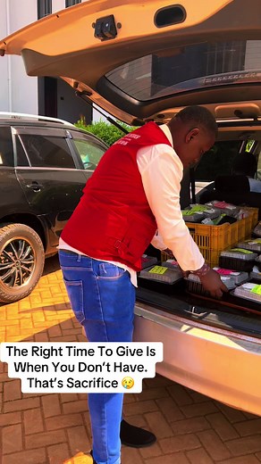 The Right Time To Give Is When You Don’t Have — Meaning & Why It’s Sacrifice