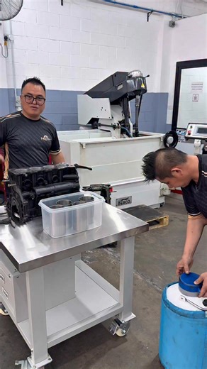 Dry Sleeves Installation Using Liquid Nitrogen Hyper Q Motorsport #motorsport #mechanic #engineering #enginerebuild #machinist #MachinistLife #machineshoplife #mechaniclife @highlight | CC Assurich