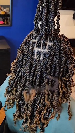 DIY Knotless Spring Twist Tutorial