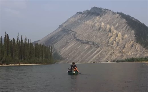 【搬运】独自在育空荒野旅行，发现了一个洞穴。 14 Days Solo Camping in the Yukon Wilderness