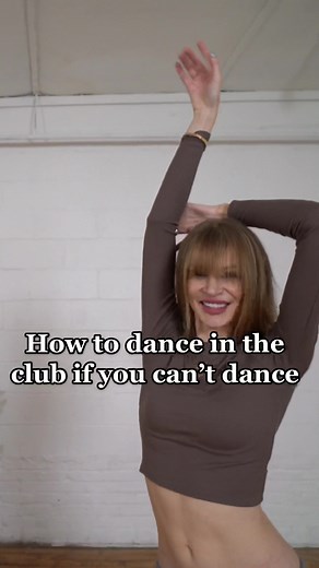 Simple hips arms move for the club 💃 full tutorial tomorrow on my Yt channel: GET DANCE #partydancer #beginnerdancetutorials #dancewithme #clubdance #tiktokdancetutorial #howtodance