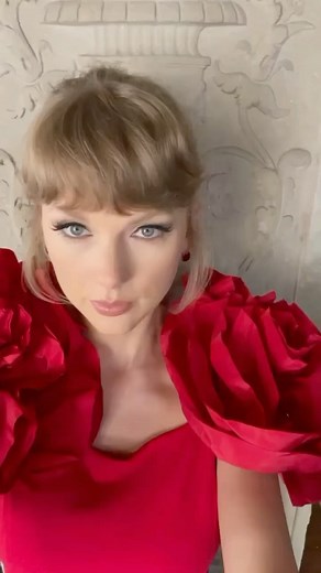 Taylor Swift on Instagram: "21 days til November 12 and I *promise* it’s worth the wait❗️"