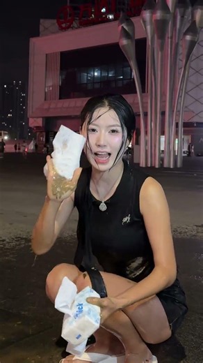 隔離+防曬+遮瑕+定妝，四合一全能底妝強，防水強防汗，夏日底妝首選，拒絕花妝 #擺攤人的心酸與自由 #擺攤需要勇氣嗎#鄭州同城#鄭州擺攤
