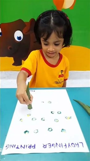 Ladies finger printing | North Town | Hi5 international preschool #VegetablesDay #kids
