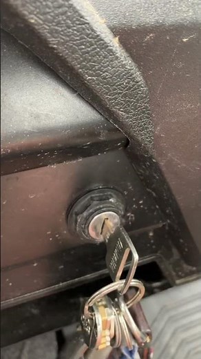 3 cylinder engine starting sound