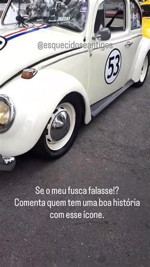 Esquecidos e Antigos on Instagram: "O Herbie número 53 não é só um Fusca… é um personagem. Branco, listras icônicas, o número 53 estampado e aquela personalidade própria que conquistou gerações. Ele corre, sente, ‘pensa’ e cria laços — tudo isso mantendo o charme inocente de um VW clássico. Um carro que virou estrela de cinema e símbolo de nostalgia. Quem vê o Herbie não vê apenas um Fusca: vê magia sobre rodas. #esquecidoseantigos #carrosantigos #clássicos #musclecar #fusca #herbie"