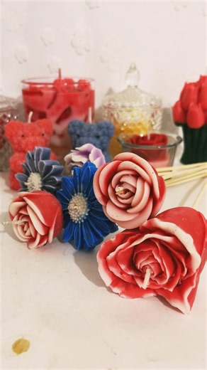 Beautiful Flower Mold Candle Making 🌸🕯️ | Handmade Decorative Candle DIY #CandleMaking #flowers