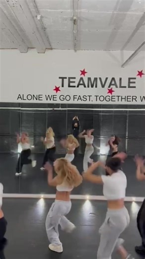 choreo robyn brown x #dancer #dancersoftiktok #dancertok #comercial #addisonrae