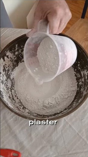 How to Mix Plaster of Paris for Perfect Ravens on Skulls | DIY Sculpture Tutorial