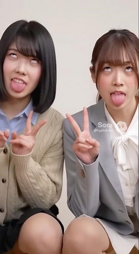 催眠洗脳されアヘ顔する可愛い女の子 sora2 「Cute girl is hypnotized and makes an ahegao face」