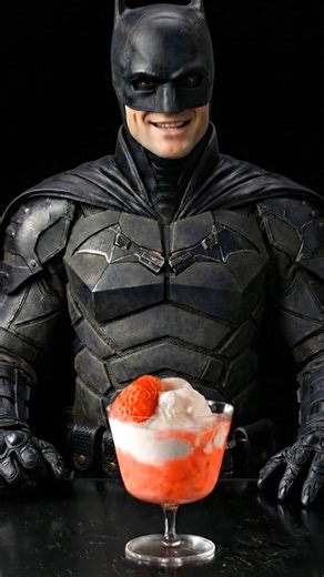 Strawberry Ice Cream Float ASMR Easy 3 Minute Recipe! 🦇🍓#shorts #food