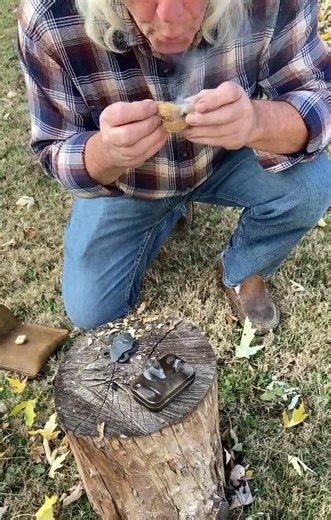 Primitive Flint and Steel Fire Starting Kit: Handsewn Leather Pouch - Etsy