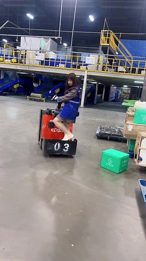 Day in the Life: A Forklift Operator's Work