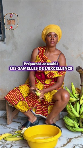 VLOG JOURNÉE CUISINE ET LIVRAISON D’UNE VILLAGEOISE. La gamelle de l’excellence à 25000 f Livraison incluse Yaoundé au 693 840 722 Il s’agit d’un kilo de foss préparé avec ntouba au choix ( non mûr ou semi mûr ) Ps: on commande et confirme la veille s’il vous plait 🙏🙏