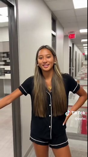 Moving into Cambridge Village at USC: A Freshman Journey