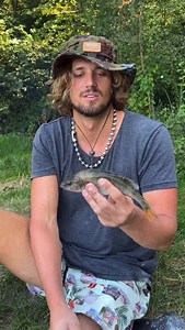 6.5K views · 2.4K reactions | 15 secondes pour peler un poisson… #peche #nature #poisson #cuisine | SwissWildness | Facebook