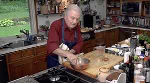 Budget Tuesday: Shrimp Cocktail. Chef Jacques cooks up a classic appetizer without breaking the bank! He poaches the shrimp to perfection, makes a flavorful shrimp stock, and whips up a zesty homemade cocktail sauce. It’s the perfect crowd-pleasing starter for New Year’s celebrations—elegant, easy, and always a hit! 🥂🎉 | Jacques Pépin Foundation